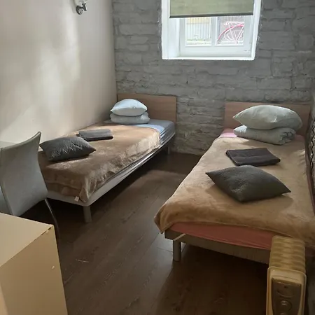 Hostel Sueda *