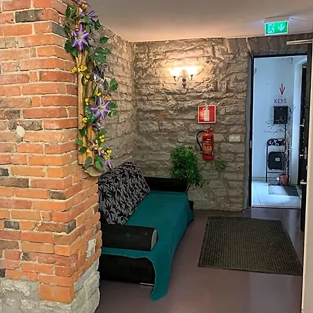 Hostel Sueda *